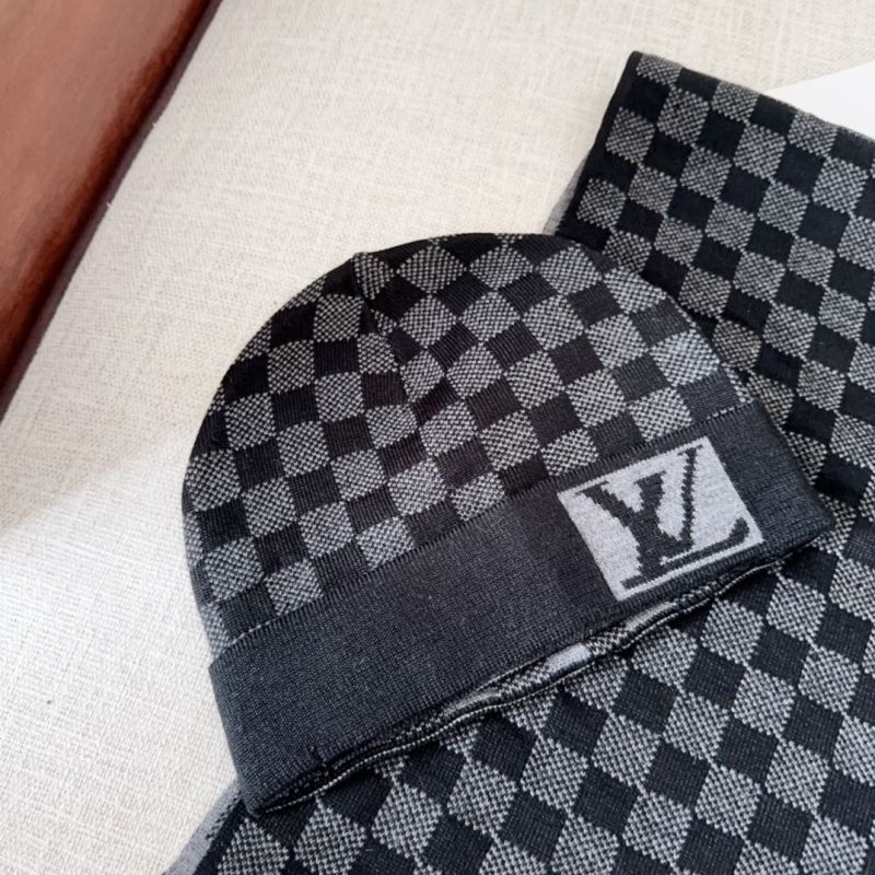 Louis Vuitton Caps Scarfs